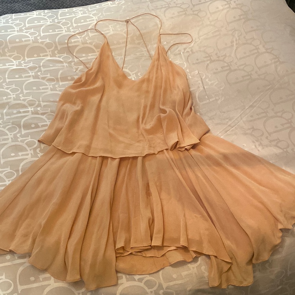 Silk/Rayon Dress. Very flattering and gorgeous !